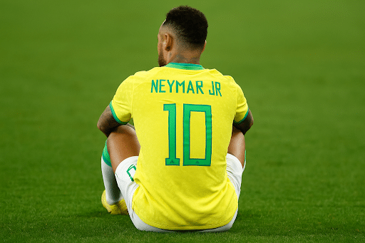 Neymar e o drama das lesões- até quando o craque vai lidar com esse pesadelo? portada